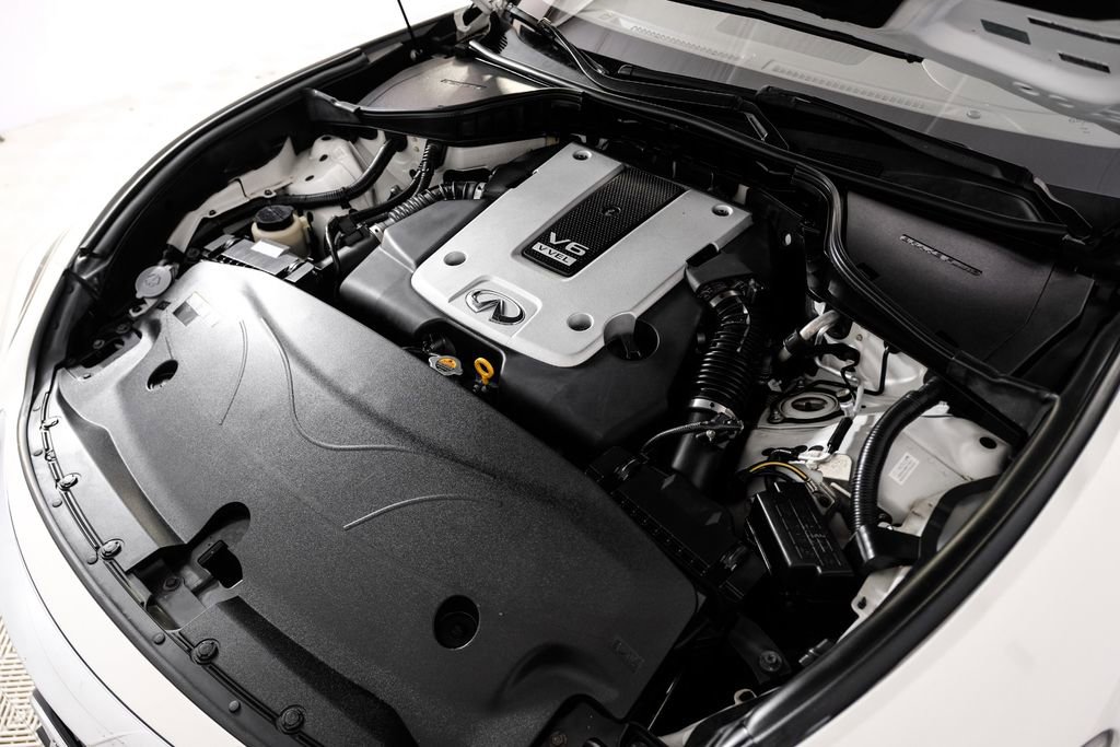 Used 2017 INFINITI Q70 L 3.7 image 51