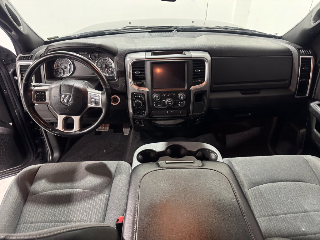 Used 2022 RAM 1500 Warlock AWD/4WD image 28