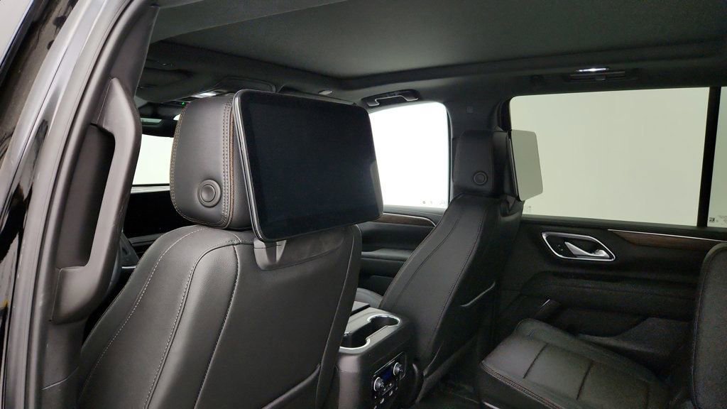 Used 2024 Chevrolet Tahoe High Country w/ Advanced Technology Package image 22