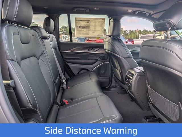 New 2026 Jeep Grand Cherokee Limited AWD/4WD image 30
