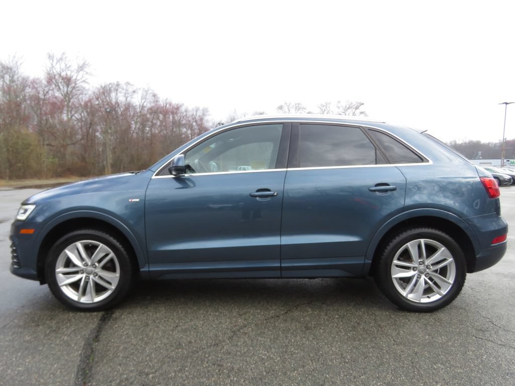 Used 2018 Audi Q3 2.0T Premium Plus w/ Premium Plus Package AWD/4WD image 8