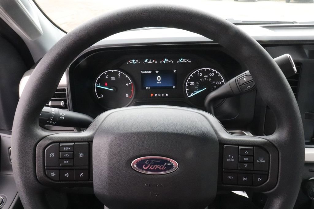 New 2025 Ford F550 4x4 Regular Cab Super Duty image 14