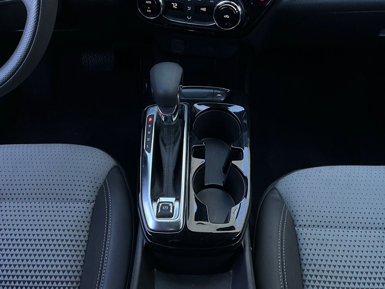 Used 2025 Chevrolet Trax LT image 14