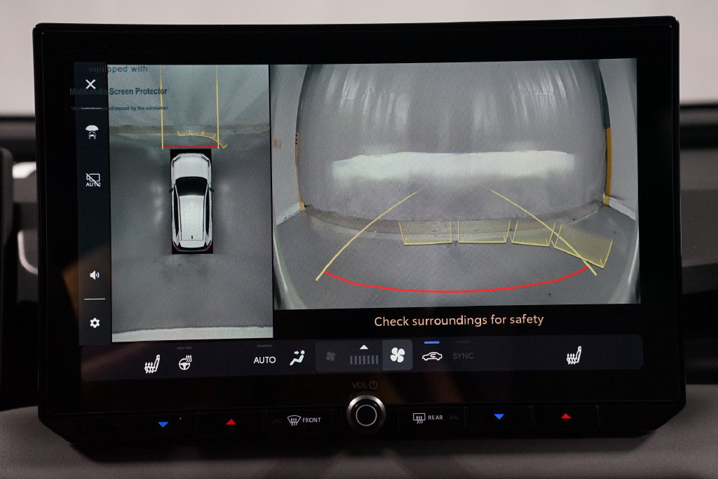 New 2026 Toyota RAV4 XSE AWD/4WD image 21