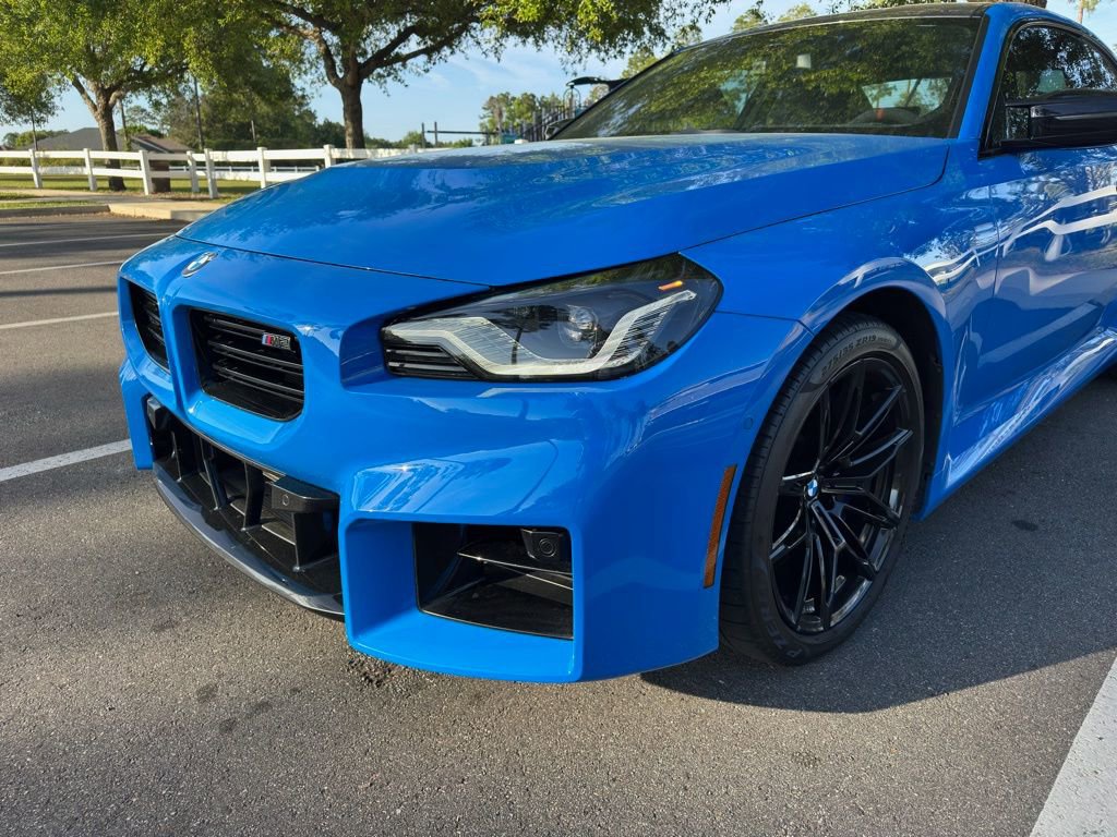 Used 2025 BMW M2 w/ Carbon Package RWD image 9
