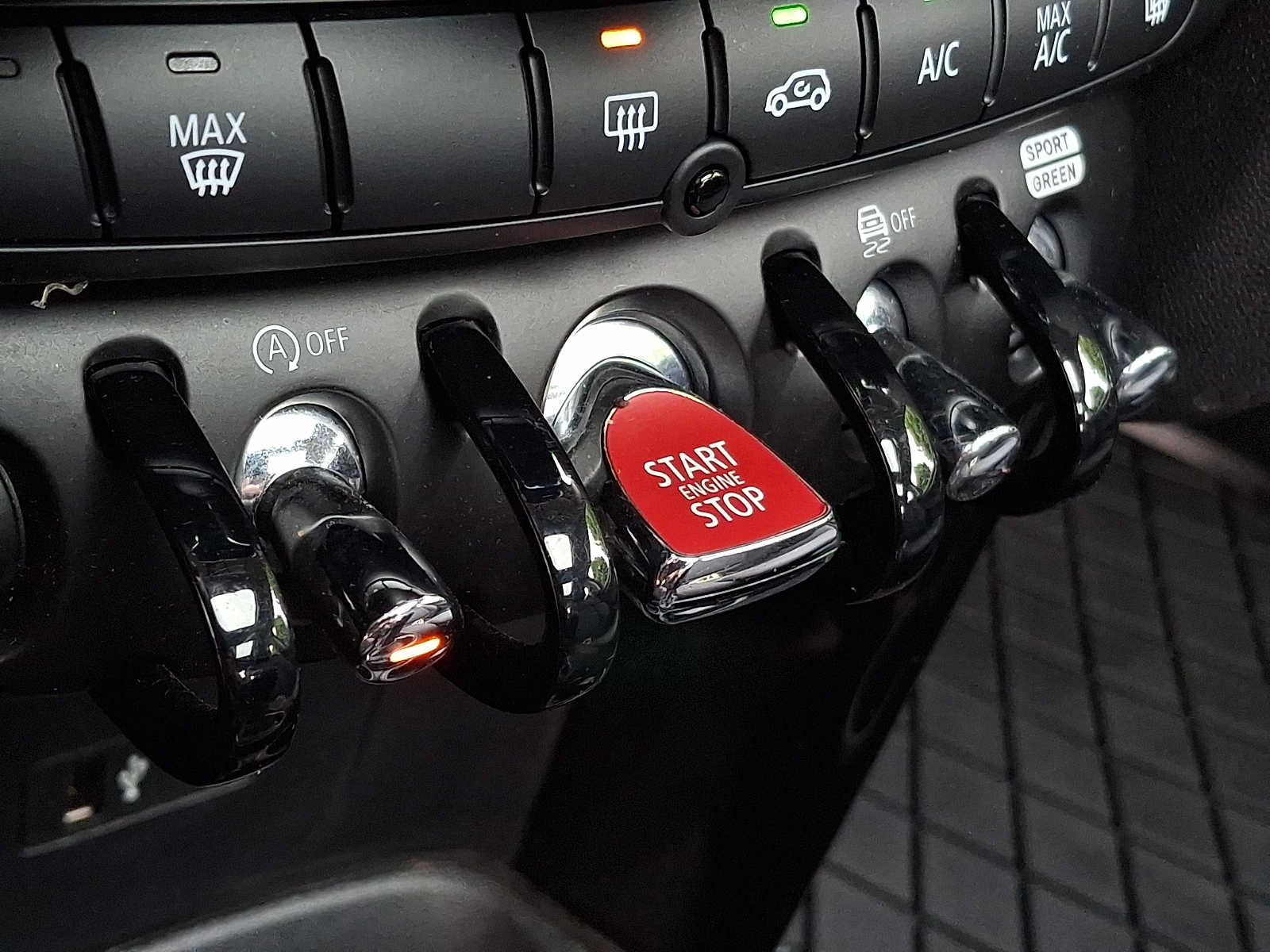 Certified 2024 MINI Cooper S FWD image 22