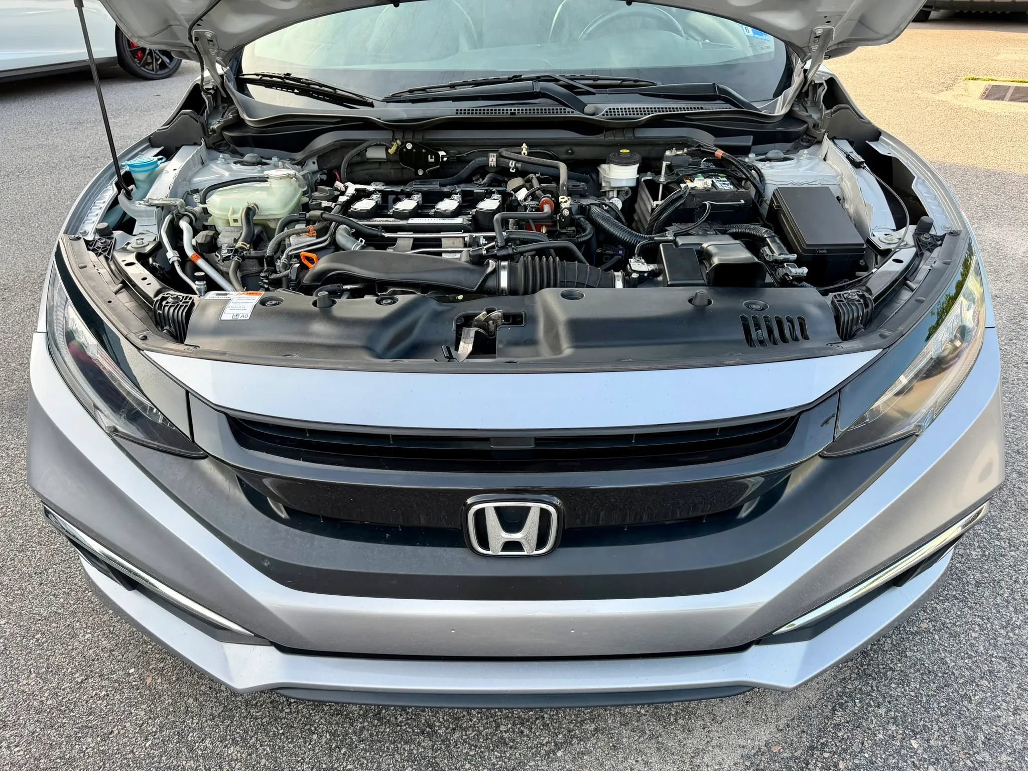 Used 2019 Honda Civic Touring image 10