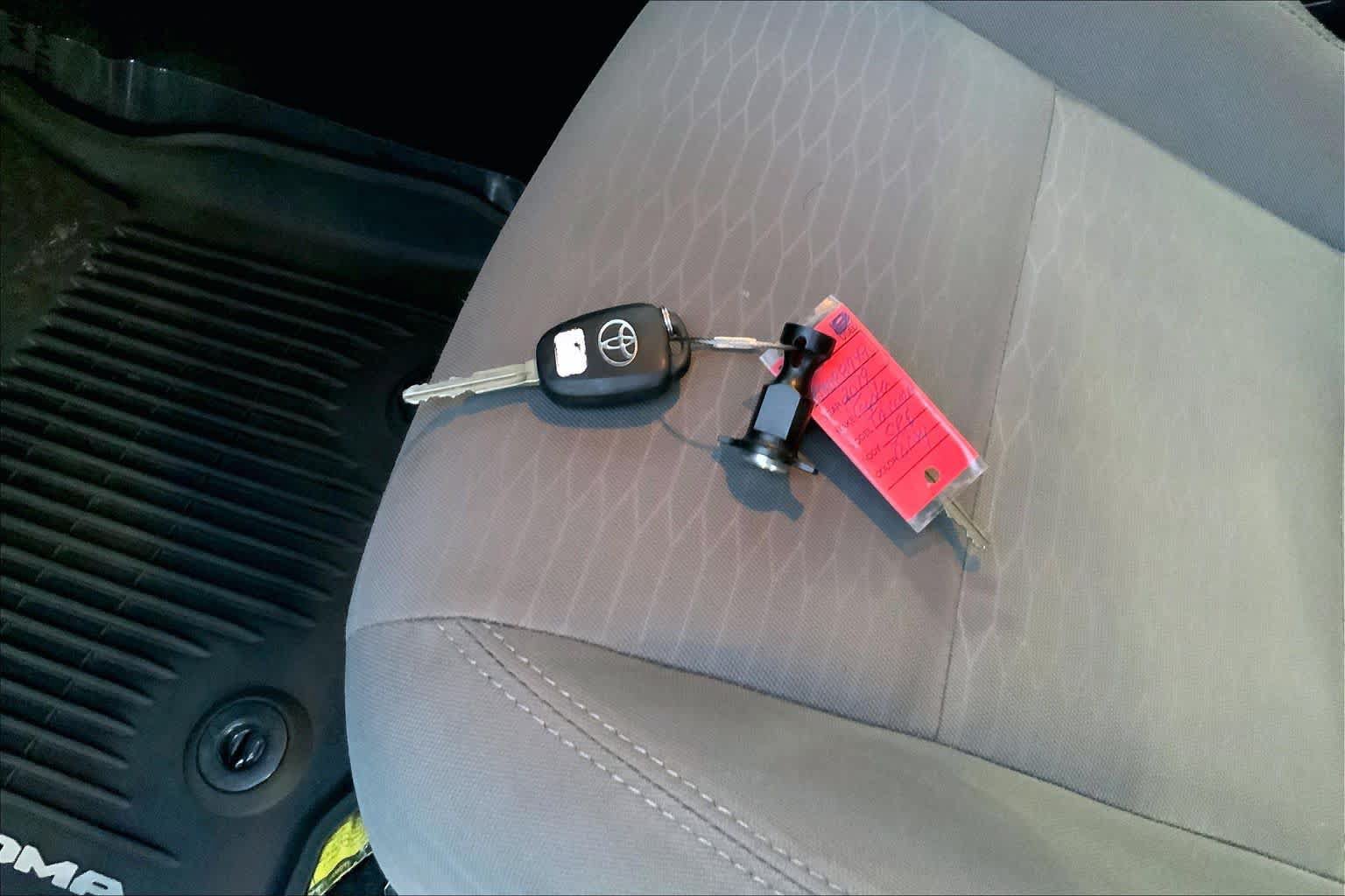 Used 2019 Toyota Tacoma SR5 RWD image 14