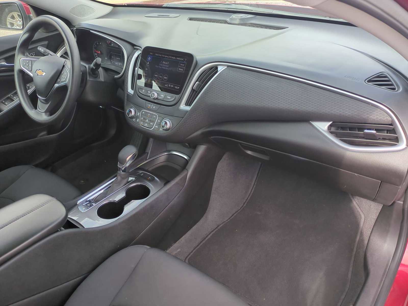 Used 2025 Chevrolet Malibu LT image 27