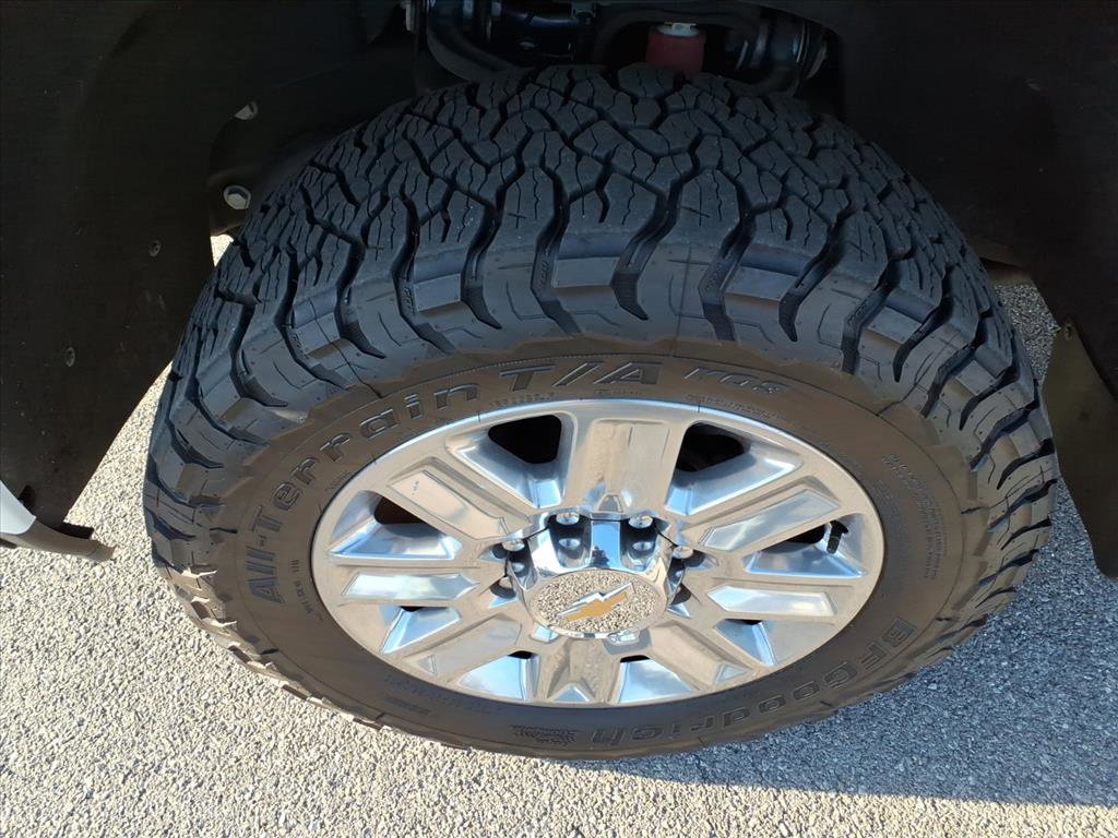 Used 2025 Chevrolet Silverado 2500 High Country w/ Z71 Off-Road Package image 10