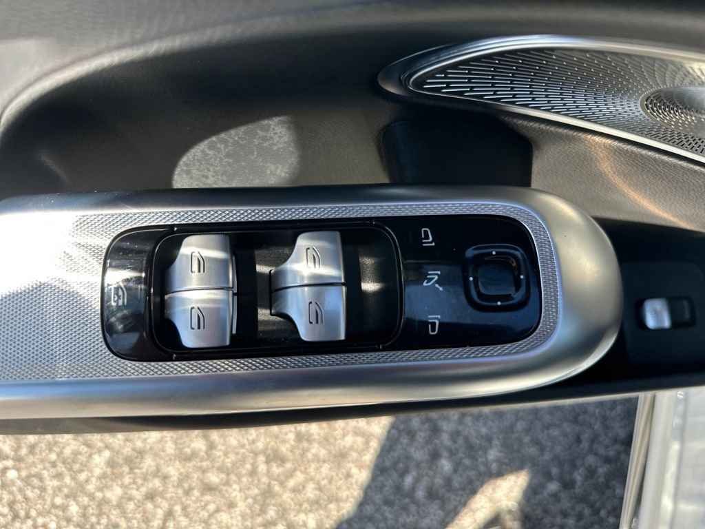 Used 2024 Mercedes-Benz E 350 4MATIC Sedan image 27