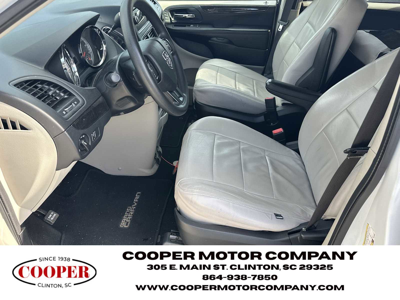 Used 2016 Dodge Grand Caravan SE w/ Quick Order Package 29E SE FWD image 10