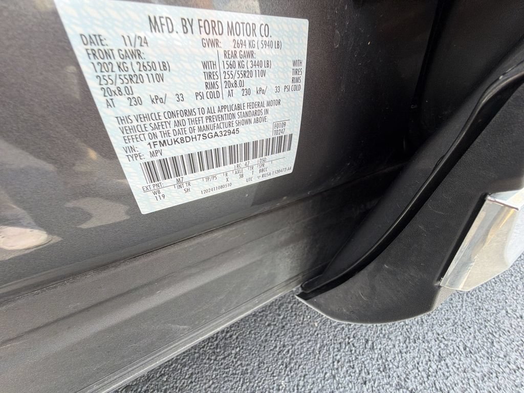 Used 2025 Ford Explorer Active w/ Active Comfort Package AWD/4WD image 19
