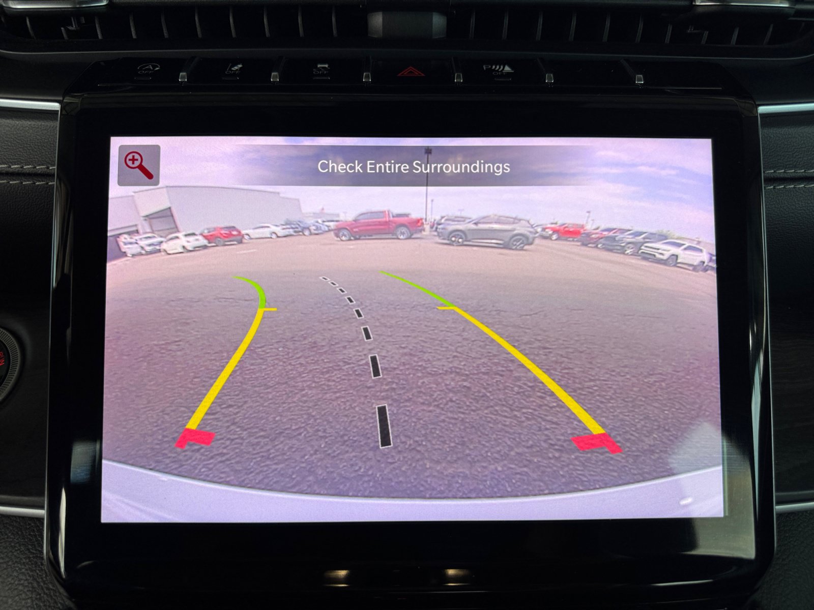 Used 2022 Jeep Grand Cherokee Limited AWD/4WD image 18