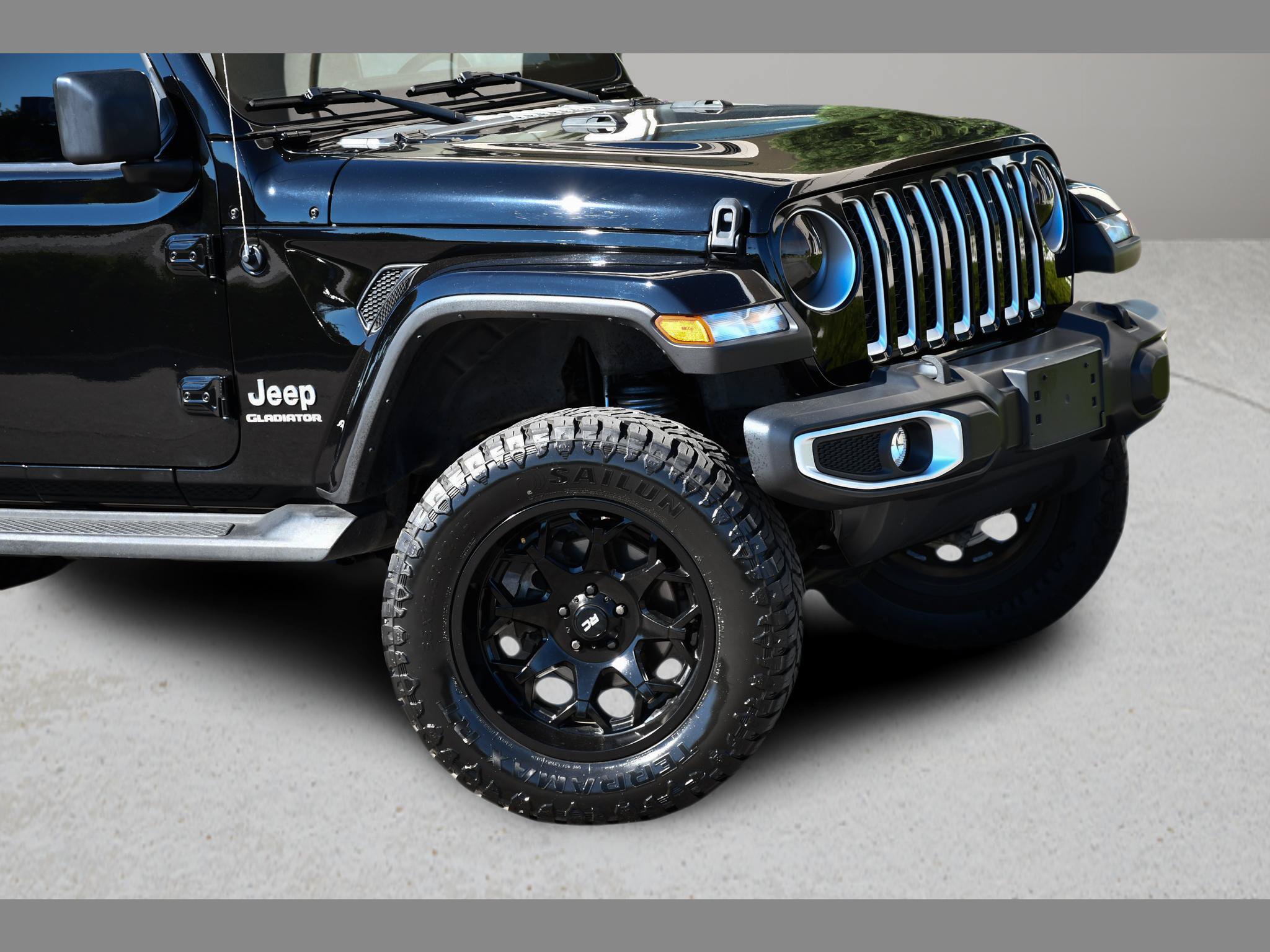 Used 2021 Jeep Gladiator Overland w/ Popular Equipment Package AWD/4WD image 10