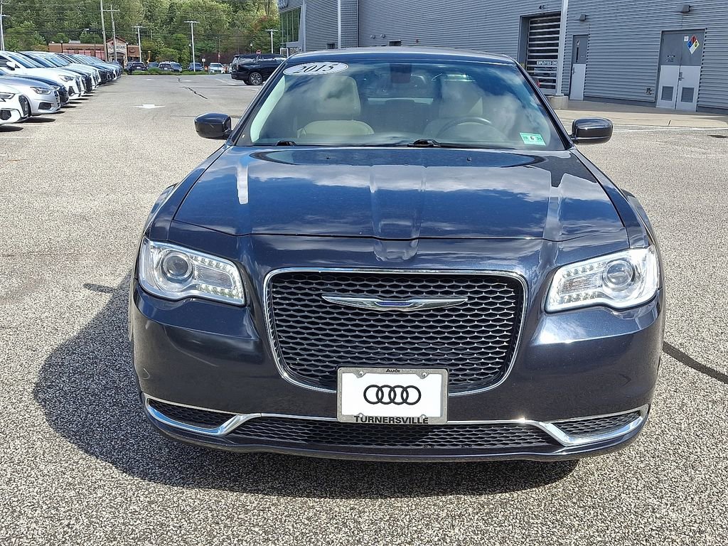 Used 2016 Chrysler 300 Limited image 2
