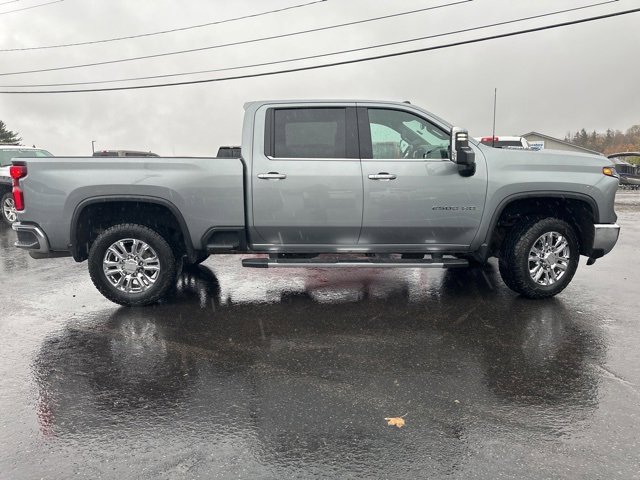 Used 2024 Chevrolet Silverado 2500 LTZ w/ LTZ Convenience Package image 8