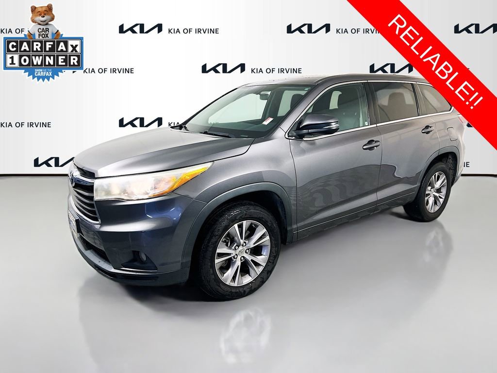 Used 2015 Toyota Highlander Plus FWD image 3