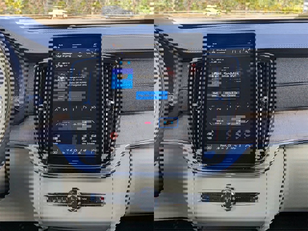 New 2026 Volvo XC90 B6 Ultra w/ Protection Package Premier image 24