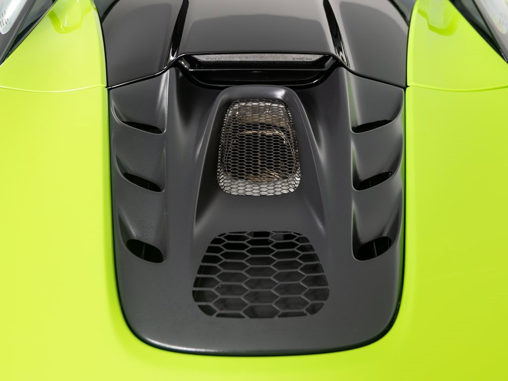 Used 2025 McLaren Artura Spider image 30