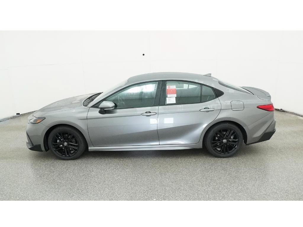 New 2026 Toyota Camry SE w/ Convenience Package FWD image 3