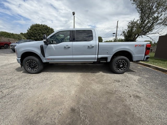 New 2026 Ford F350 4x4 Crew Cab Super Duty image 3