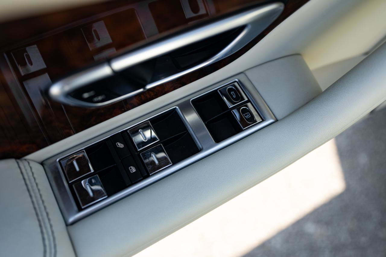 Used 2017 Bentley Continental GT image 31