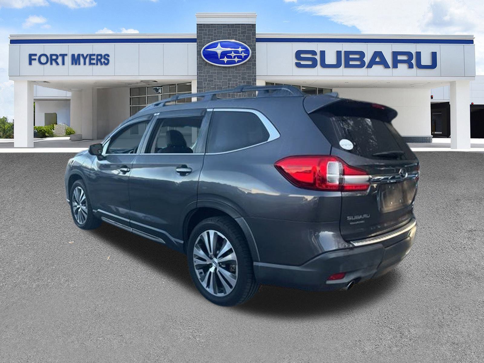 Used 2019 Subaru Ascent Limited w/ Popular Package #3 image 16