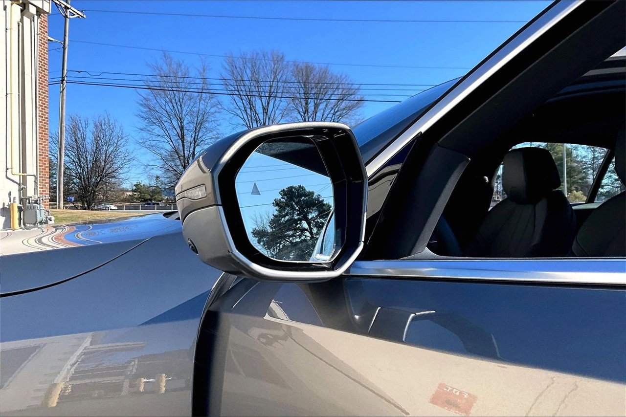 Used 2024 BMW 530i w/ Premium Package image 29