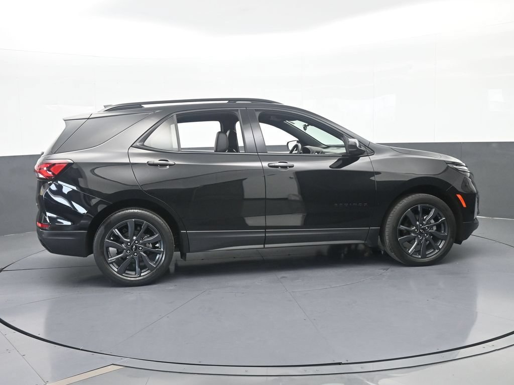 Used 2023 Chevrolet Equinox RS FWD image 7
