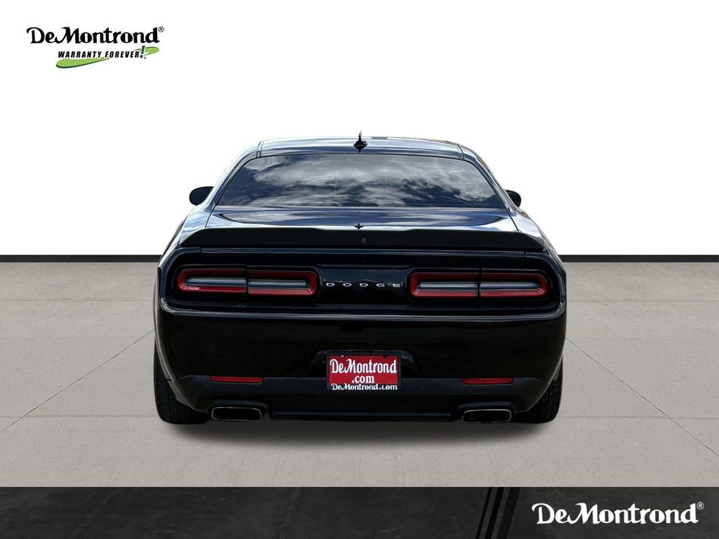 Used 2019 Dodge Challenger R/T Scat Pack w/ Shaker Package RWD image 10