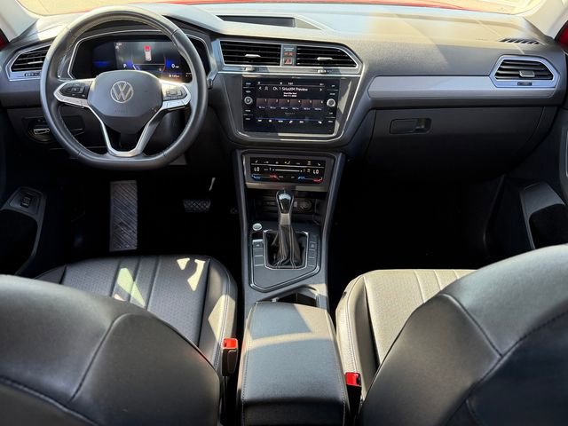 Used 2022 Volkswagen Tiguan SE FWD image 23