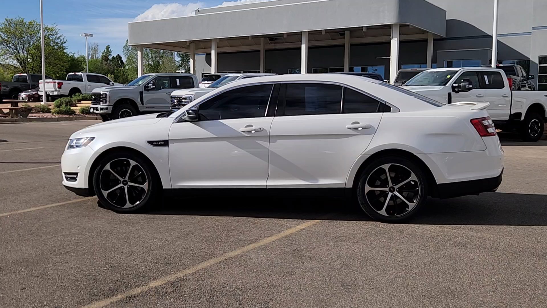 Used 2014 Ford Taurus SHO w/ Equipment Group 401A image 23