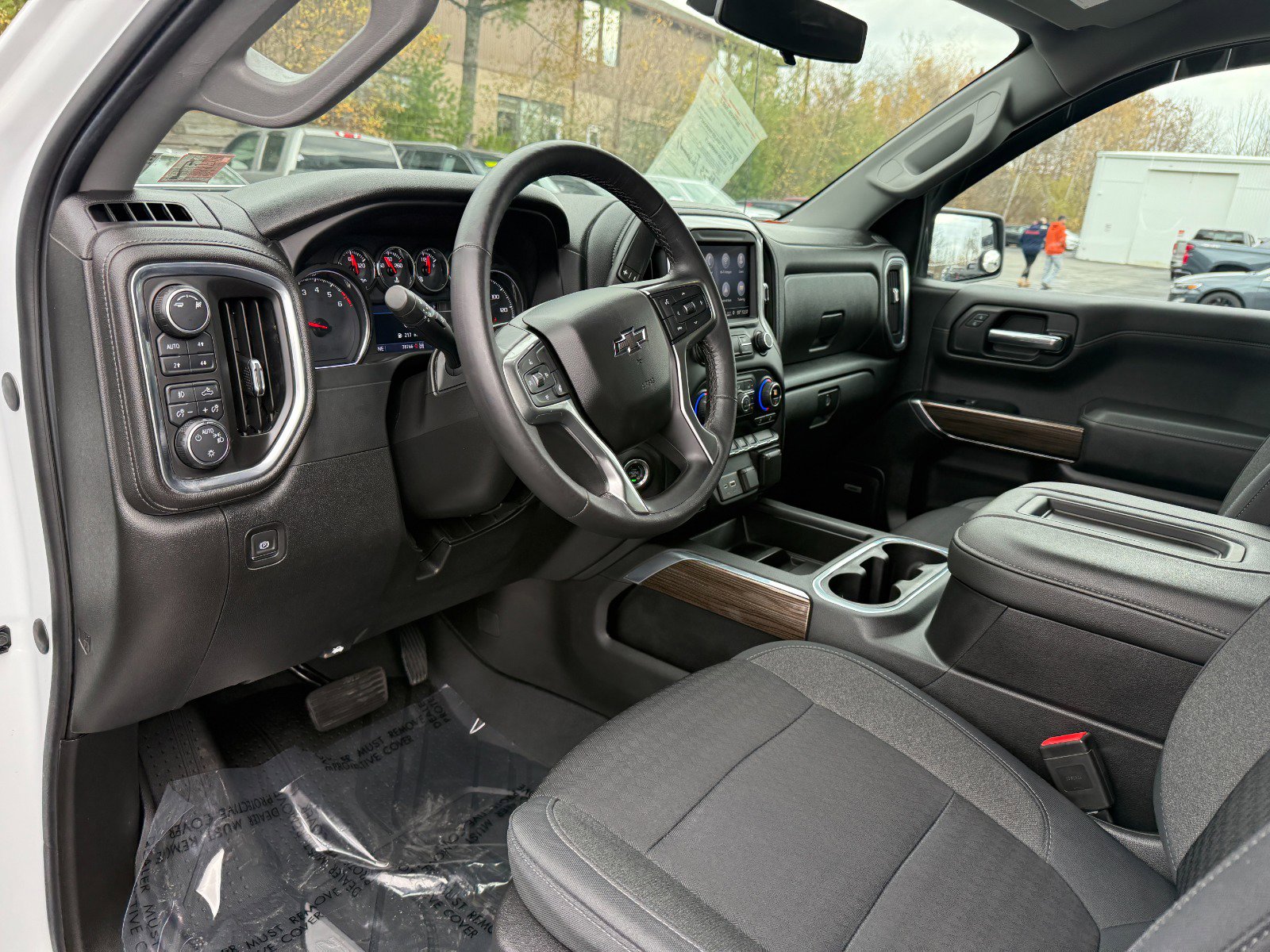 Used 2019 Chevrolet Silverado 1500 LT Trail Boss image 13