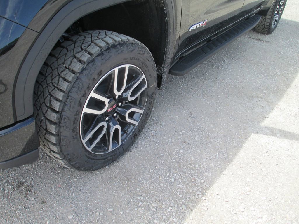 New 2026 GMC Sierra 1500 AT4 w/ AT4 Premium Package AWD/4WD image 13