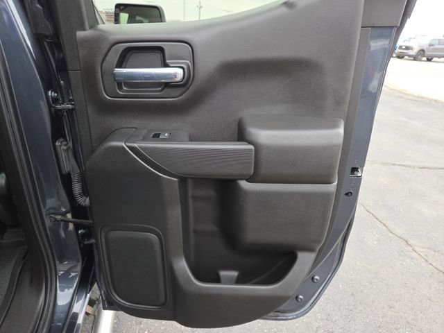 Used 2021 Chevrolet Silverado 1500 Custom AWD/4WD image 22