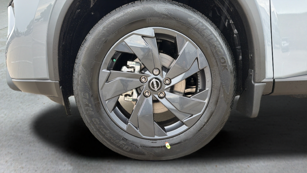 New 2026 Nissan Rogue SV AWD/4WD image 26