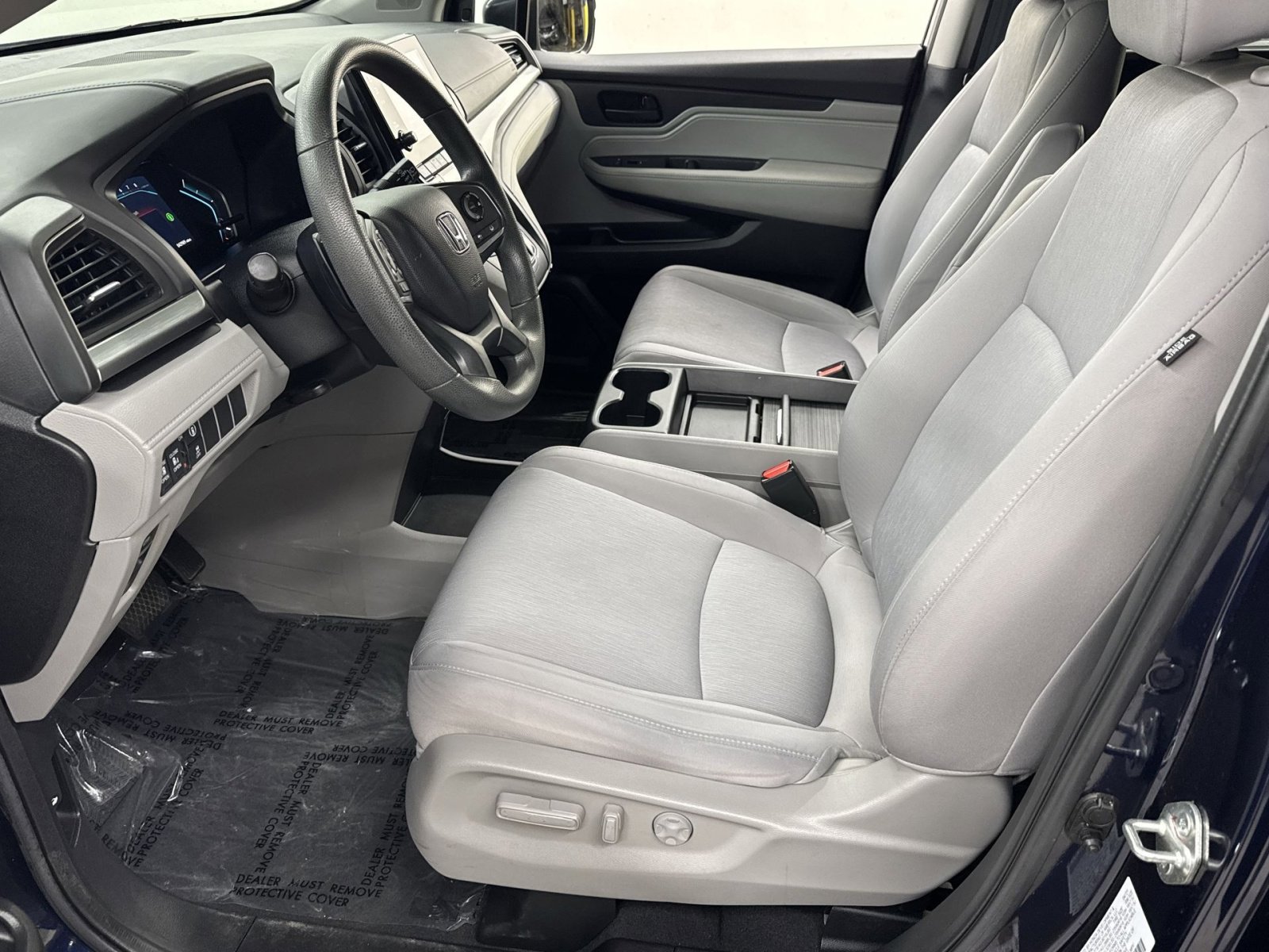 Used 2022 Honda Odyssey EX image 2