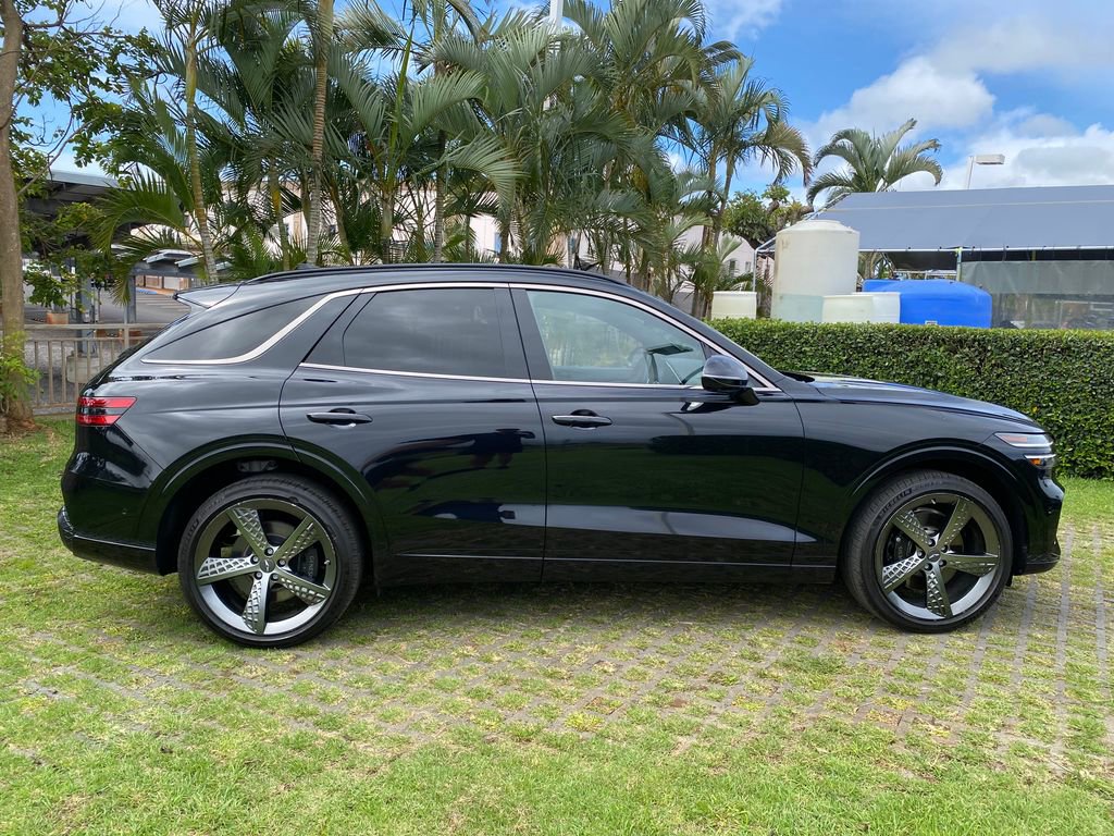 Certified 2023 Genesis GV70 2.5T w/ Sport Prestige Package image 26