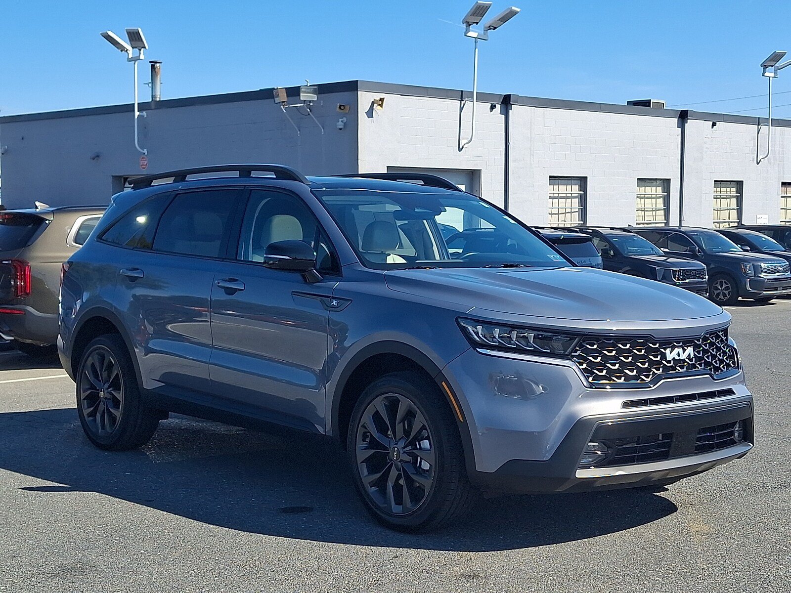 Used 2023 Kia Sorento X-Line EX AWD/4WD image 3