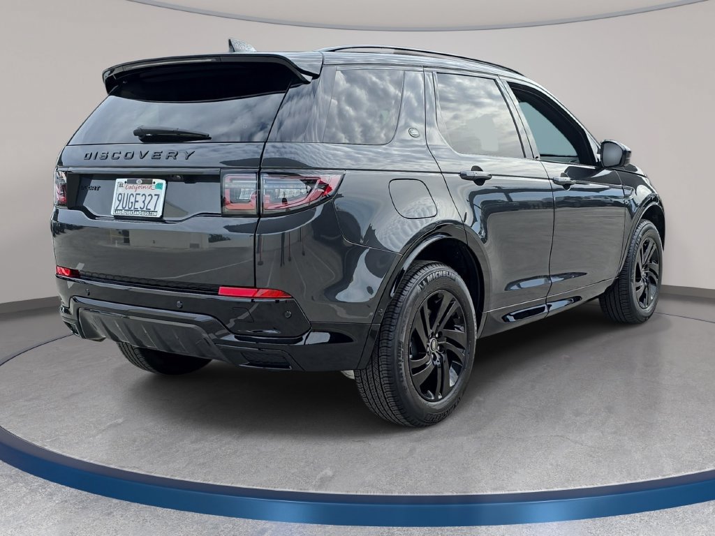 Certified 2025 Land Rover Discovery Sport Dynamic SE AWD/4WD image 5
