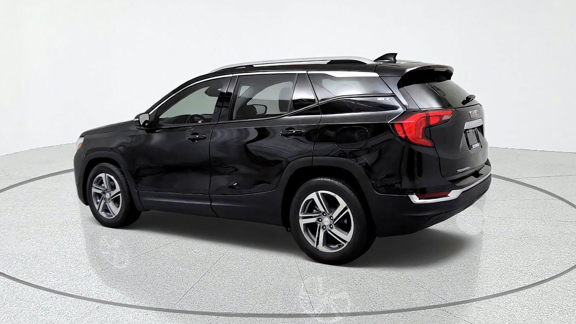 Used 2021 GMC Terrain SLT FWD image 3