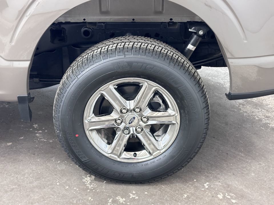 Used 2025 Ford F150 XLT w/ Equipment Group 302A MID image 48