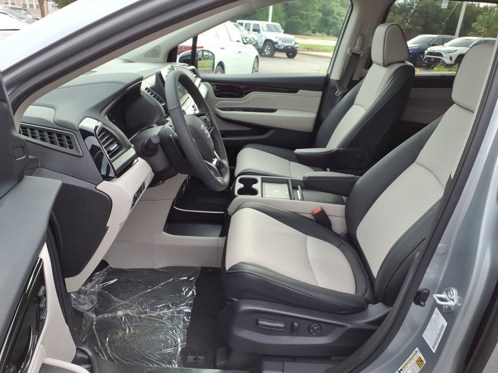 New 2027 Honda Odyssey Elite image 4