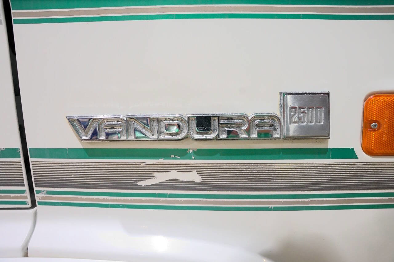Used 1993 GMC G2500 Vandura RWD image 27