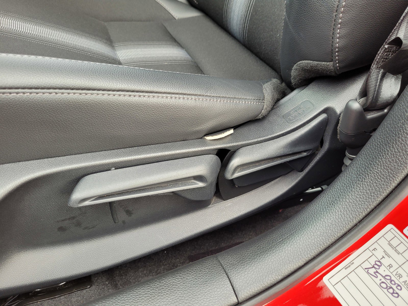 Used 2025 Honda Civic Sport image 11