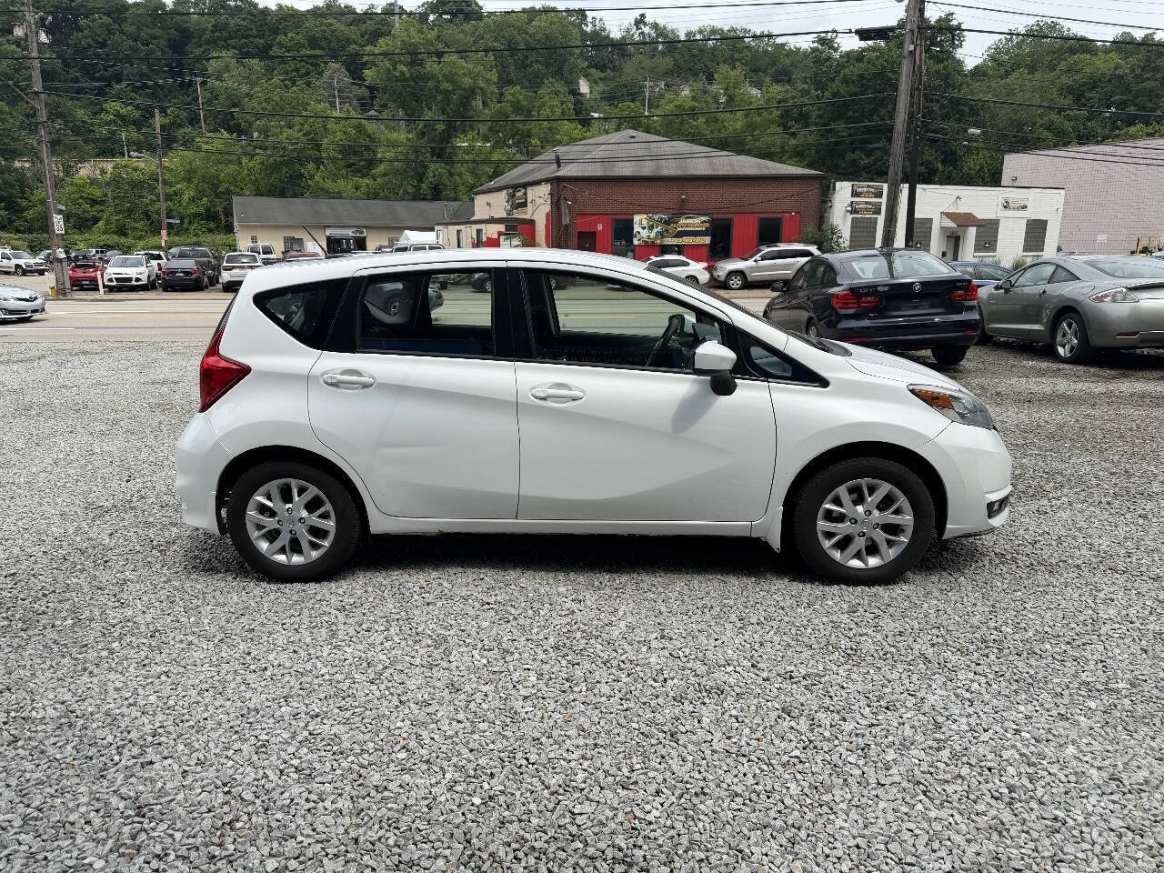 Used 2017 Nissan Versa Note SV w/ SV Appearance Package FWD image 7