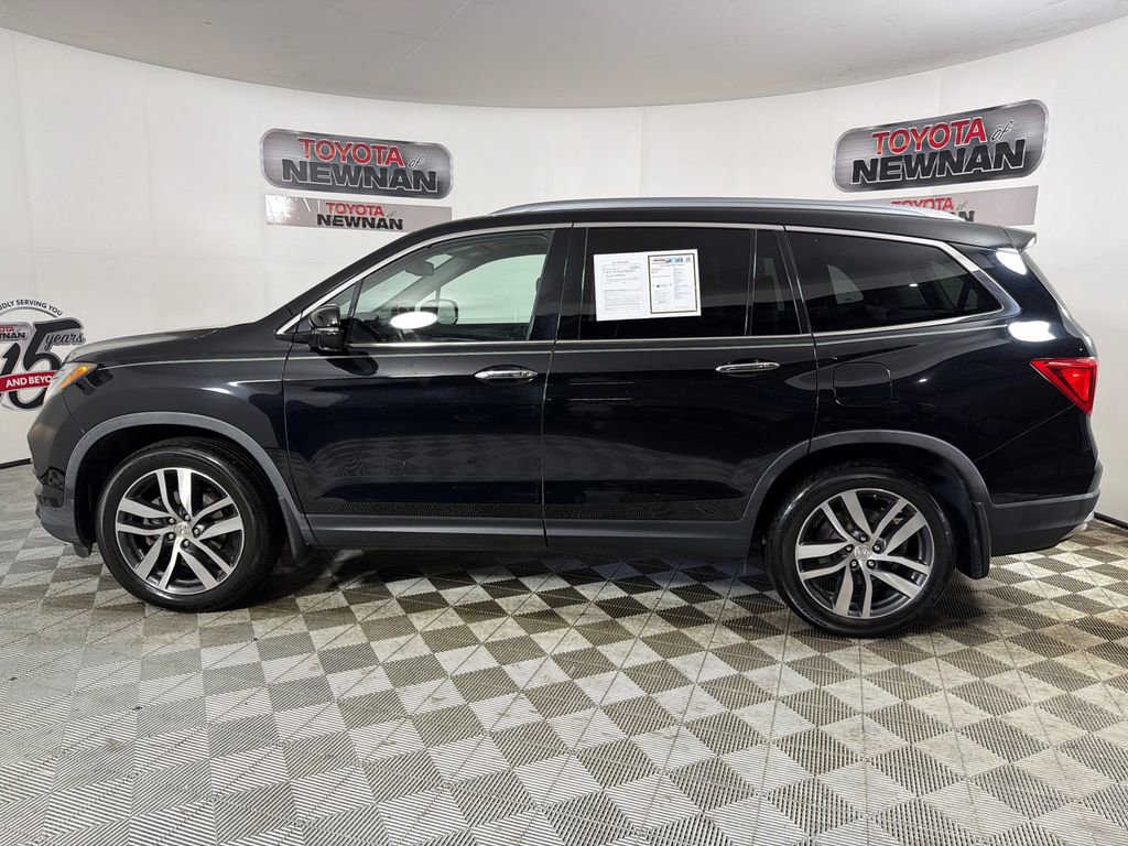 Used 2017 Honda Pilot Touring image 8
