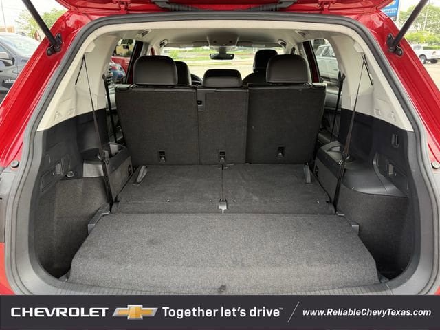 Used 2022 Volkswagen Tiguan SE FWD image 32
