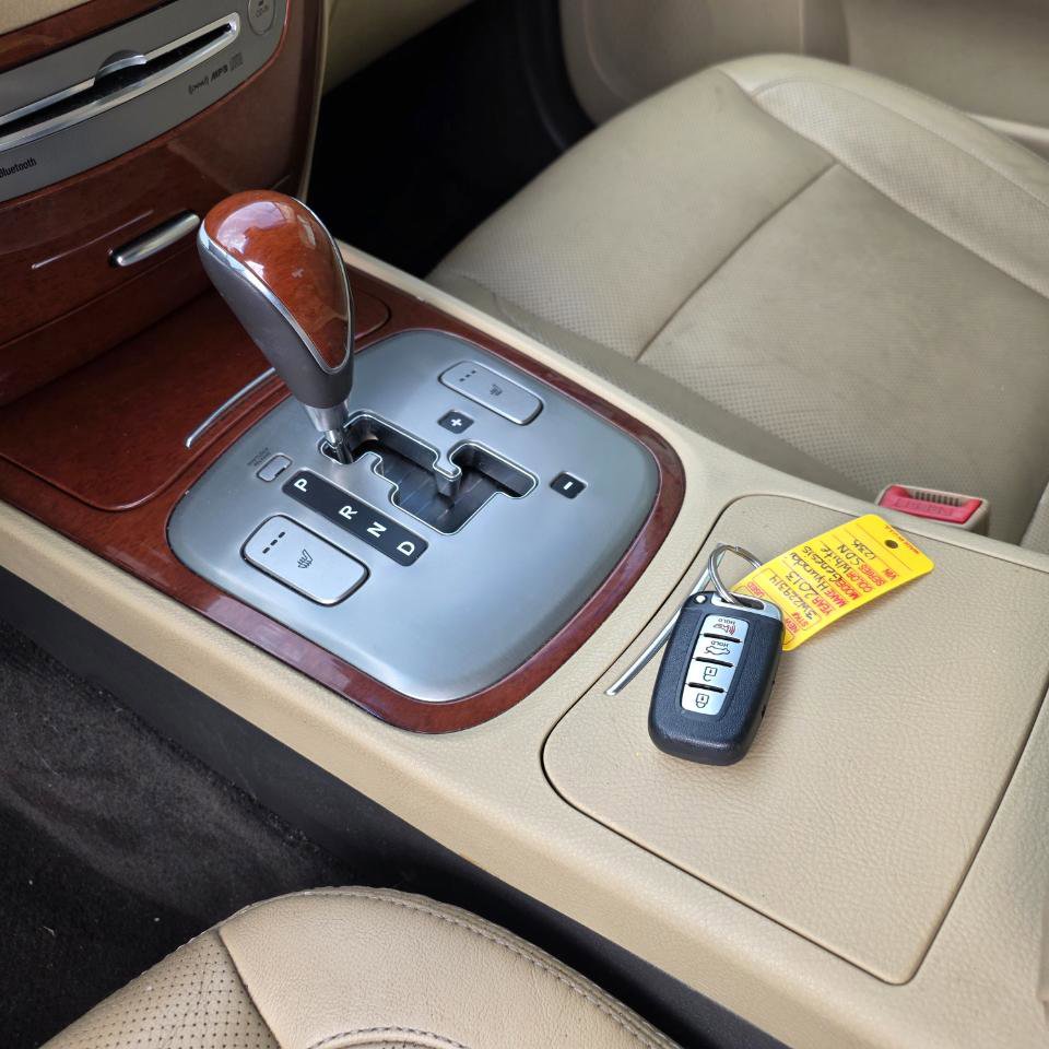 Used 2013 Hyundai Genesis 3.8 image 19